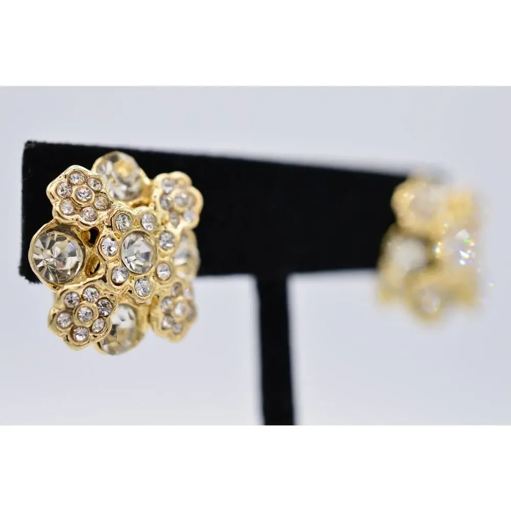 Vintage Crystal Flower Clip On Earrings Rhinestone Gold Tone Shiny 1980s BinAF